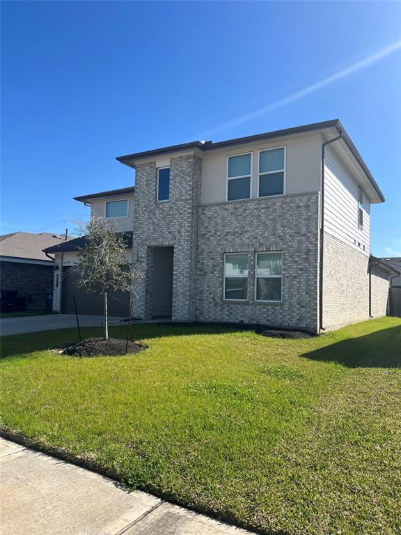8031 Milam Lane, Rosharon, Texas image 2