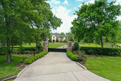 A home in Missouri City