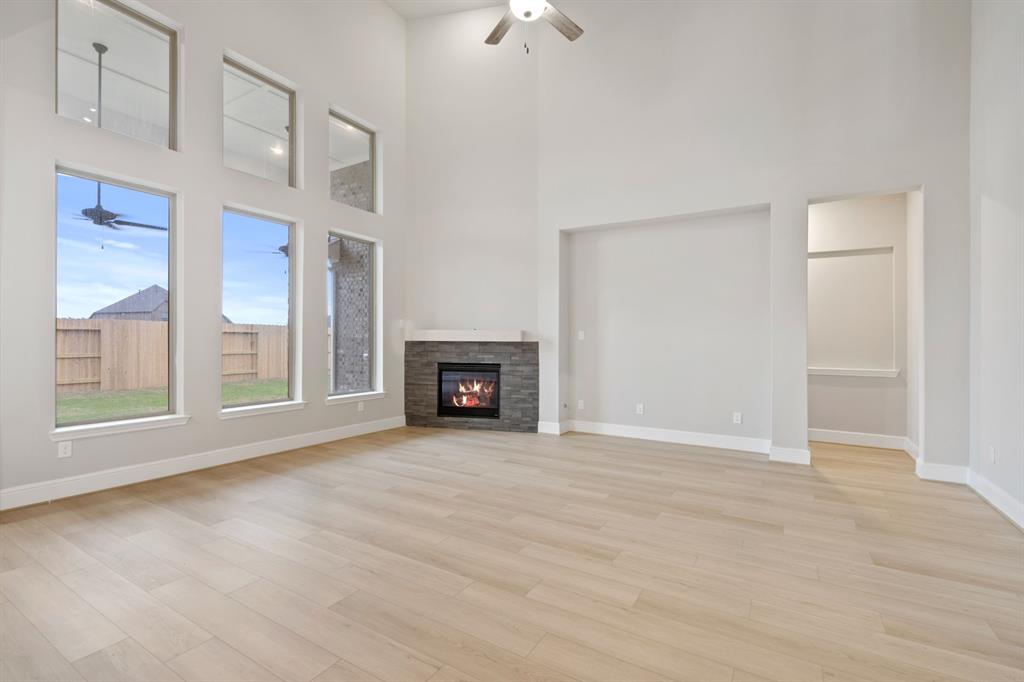 18707 Valencia Tangelo Street, Manvel, Texas image 10