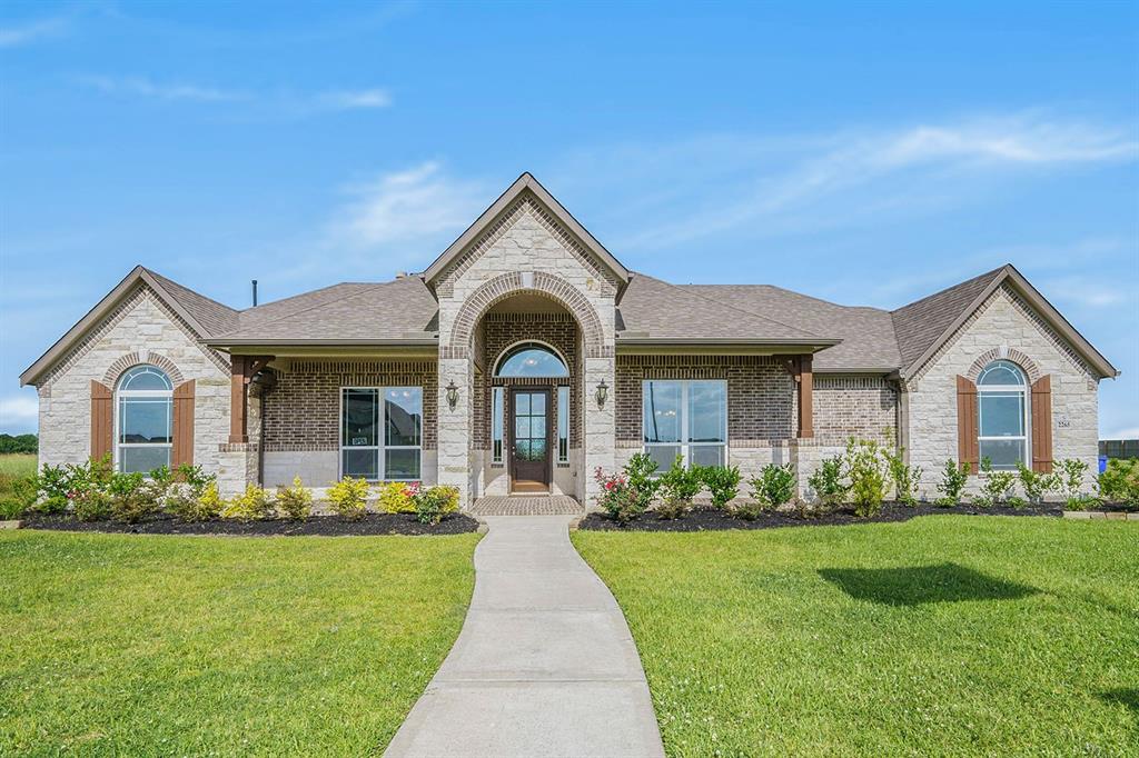 2265 Diamond D Dr, Beaumont, Texas image 1