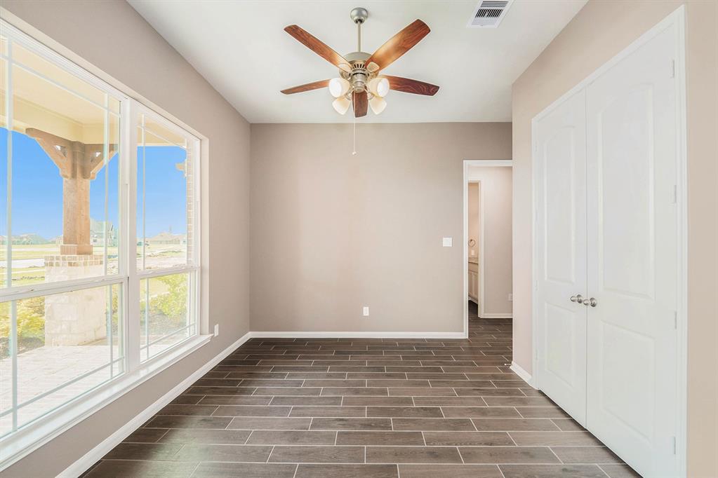 2265 Diamond D Dr, Beaumont, Texas image 6