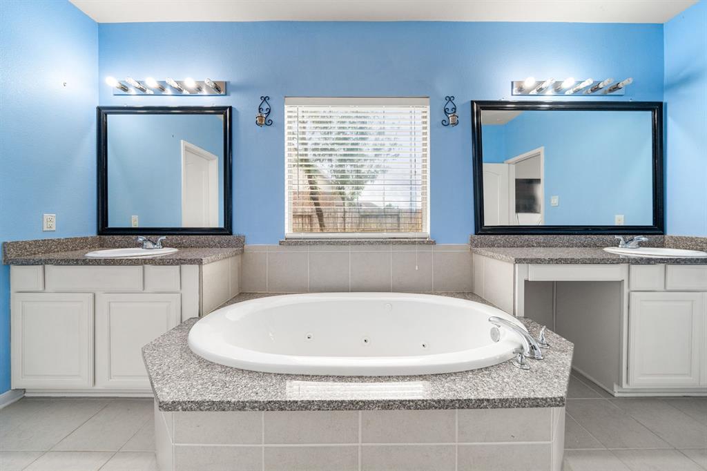 9993 Norhill Heights Lane, Brookshire, Texas image 34