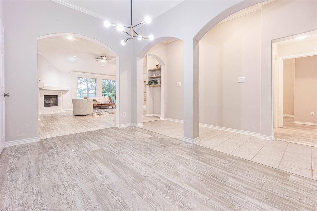 117 Greenridge Circle, League City, Texas image 3