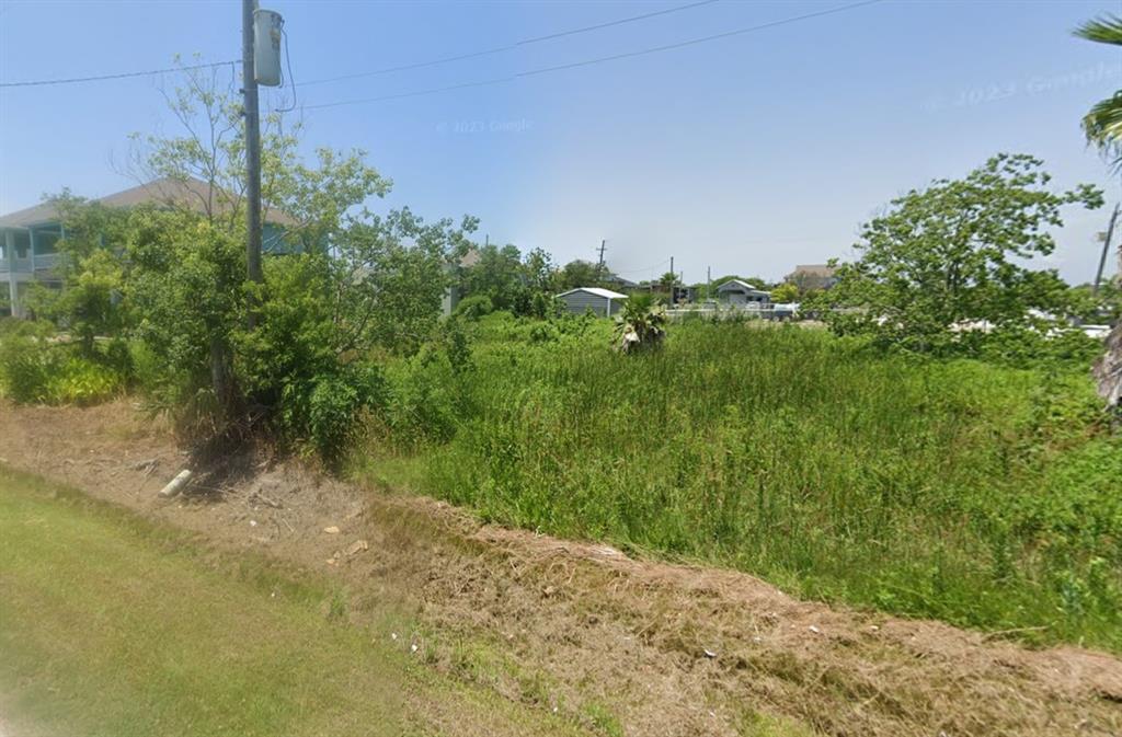 983 W Verdia Drive, Crystal Beach, Texas image 1