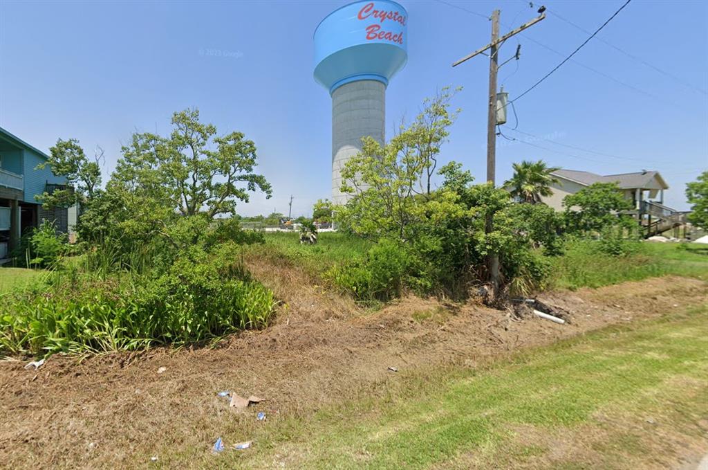 983 W Verdia Drive, Crystal Beach, Texas image 4