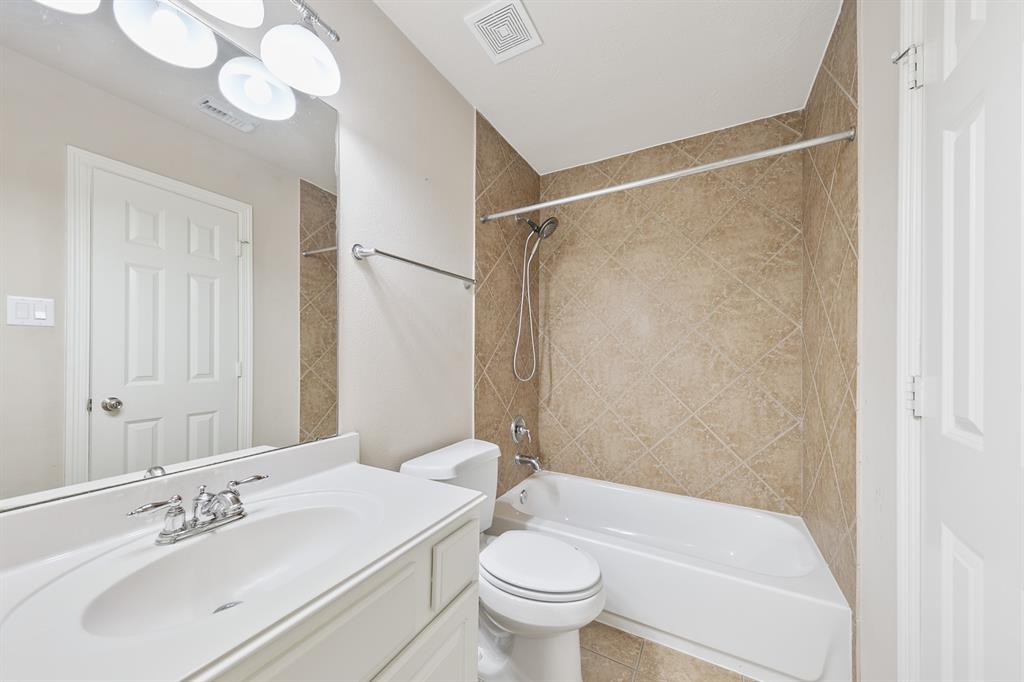 28502 Woodlark Drive, Katy, Texas image 34