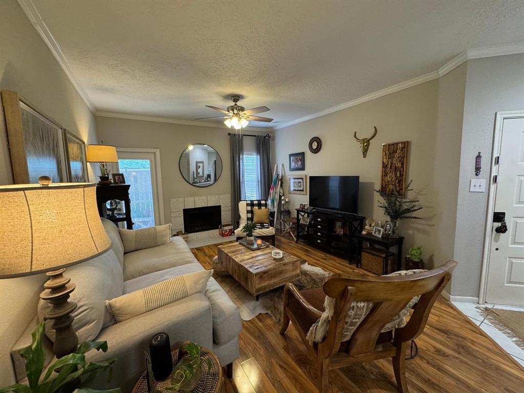 2011 Spenwick Drive #511, Houston, Texas image 2