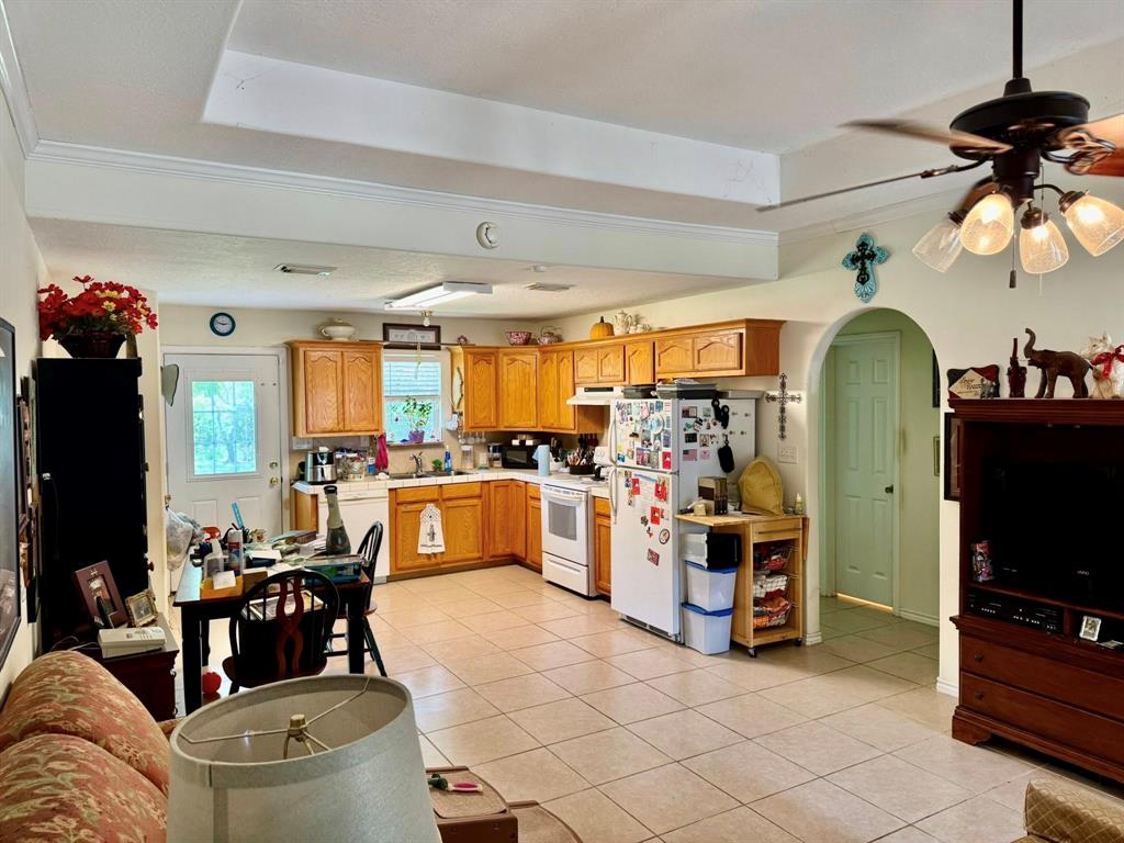 105 Brookdale Circle, Woodville, Texas image 3