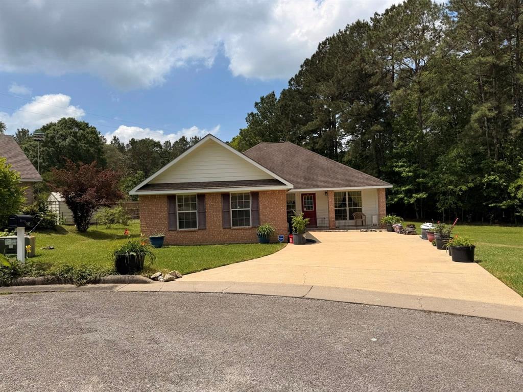 105 Brookdale Circle, Woodville, Texas image 1