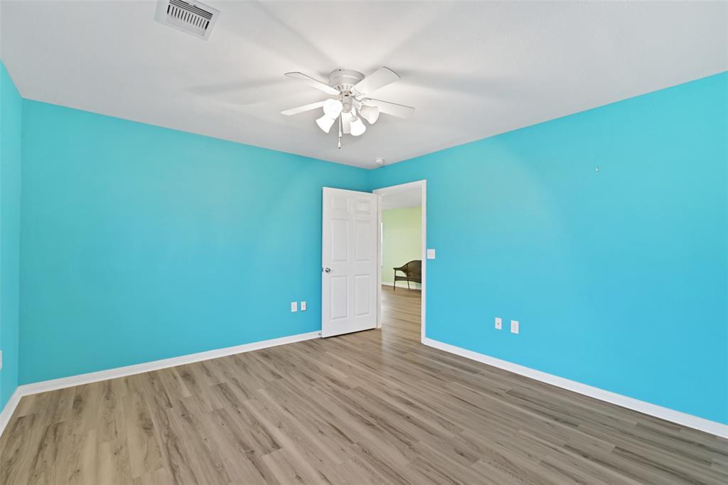 1124 Overton Avenue, Port Bolivar, Texas image 15