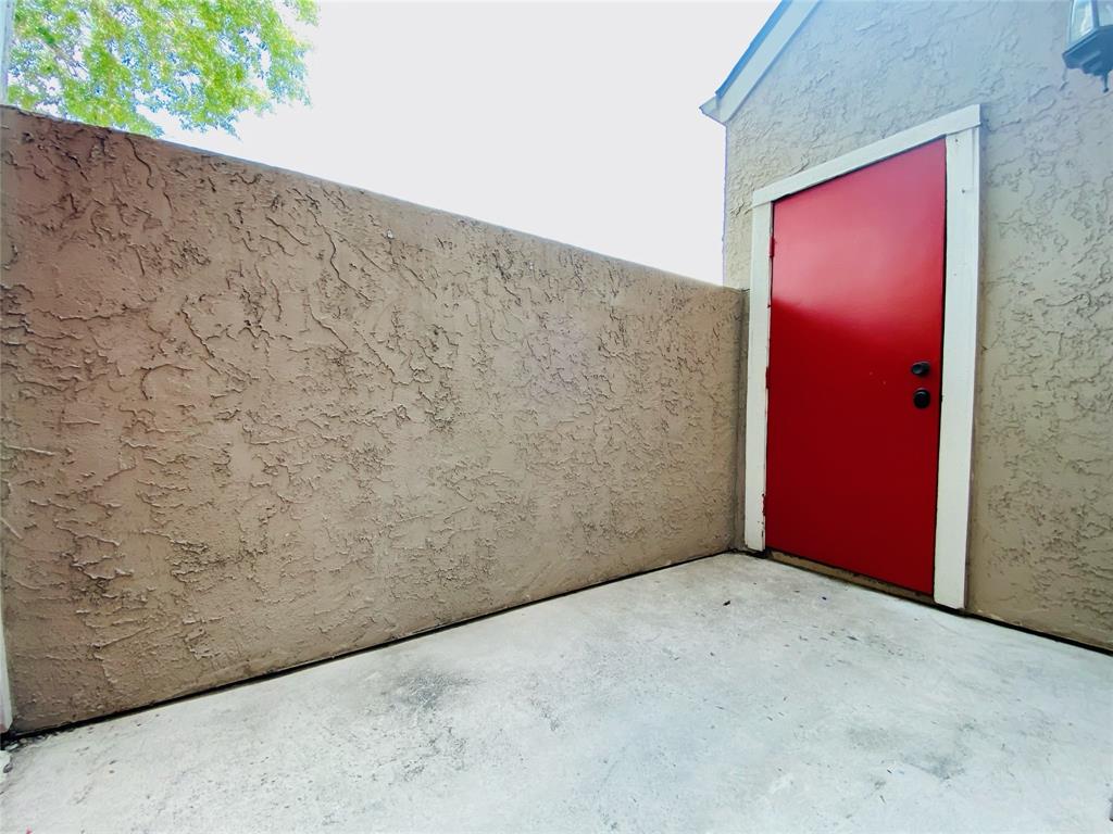 10855 Meadowglen Lane #916, Houston, Texas image 7