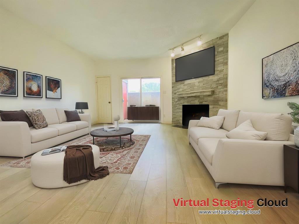 10855 Meadowglen Lane #916, Houston, Texas image 1