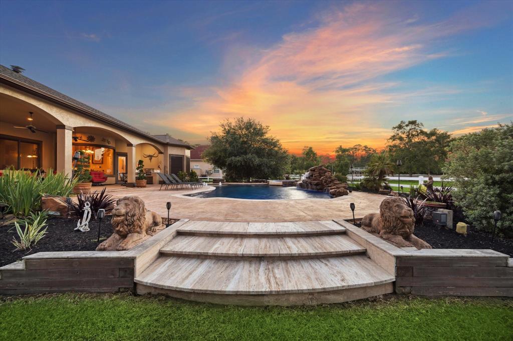706 Saddle Creek Farms Drive, Crosby, Texas image 30
