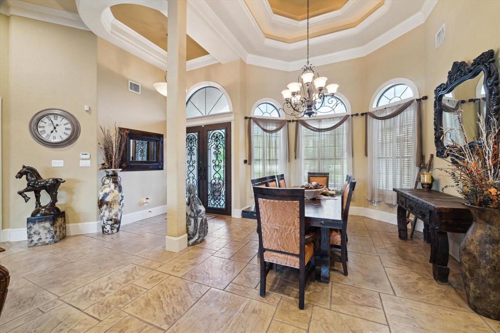 706 Saddle Creek Farms Drive, Crosby, Texas image 7