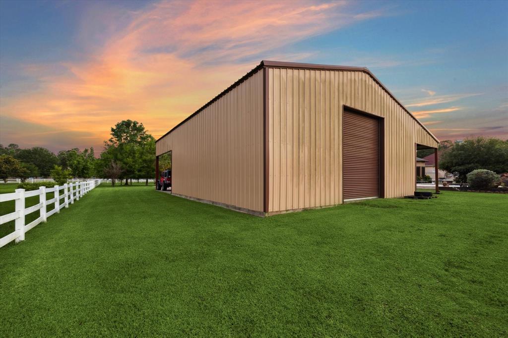 706 Saddle Creek Farms Drive, Crosby, Texas image 37