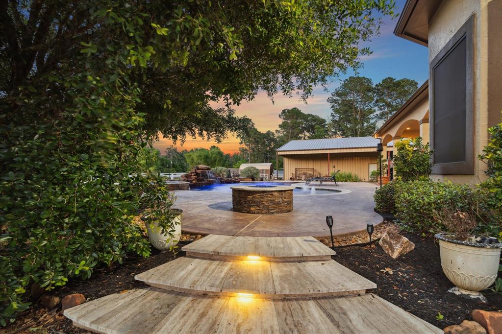 706 Saddle Creek Farms Drive, Crosby, Texas image 34