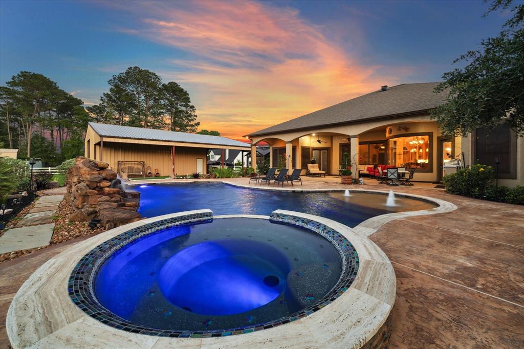 706 Saddle Creek Farms Drive, Crosby, Texas image 32