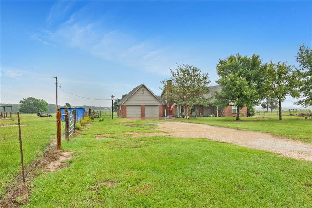 285 Lcr 516, Mexia, Texas image 2