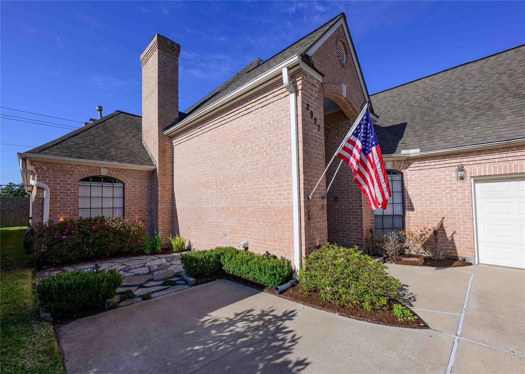 2927 Country Club Boulevard, Sugar Land, Texas image 5