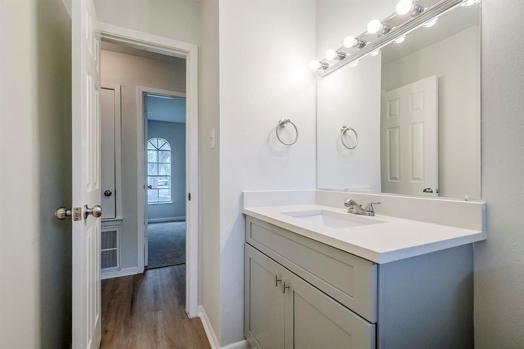 11063 Vailview Drive, Houston, Texas image 13