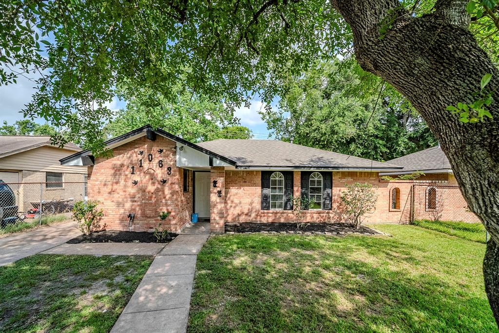 11063 Vailview Drive, Houston, Texas image 1