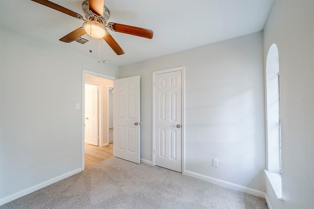 11063 Vailview Drive, Houston, Texas image 9