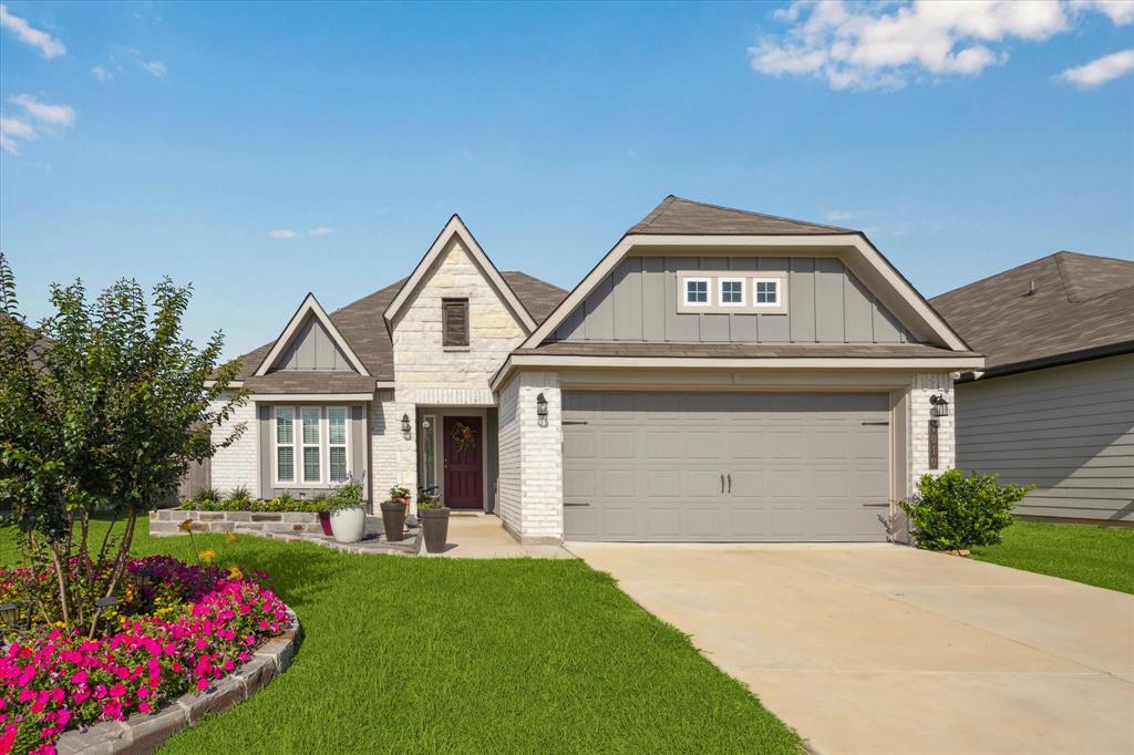 1010 Old Vine Road, Brenham, Texas image 1