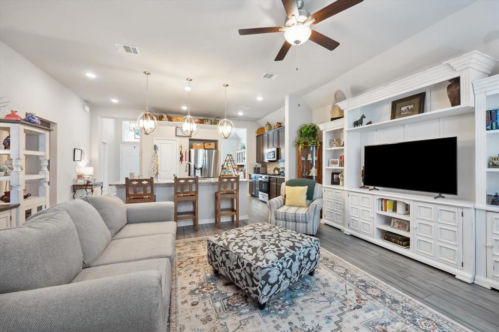 1010 Old Vine Road, Brenham, Texas image 7