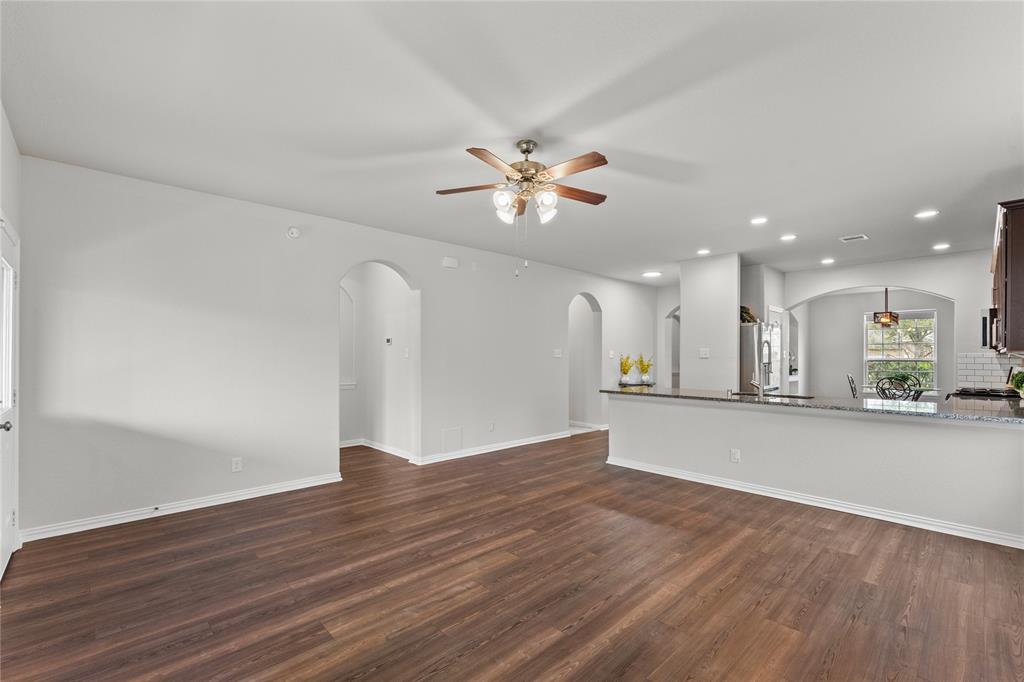 1037 Cash Street, Alvin, Texas image 15