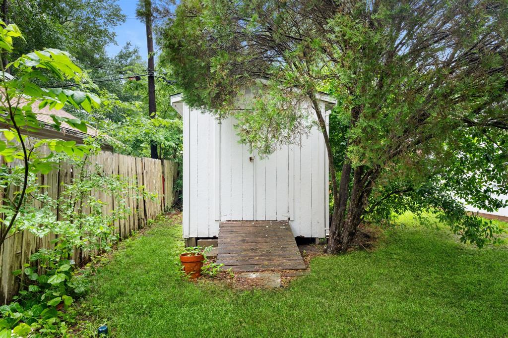 1900 S Baylor Street, Brenham, Texas image 25