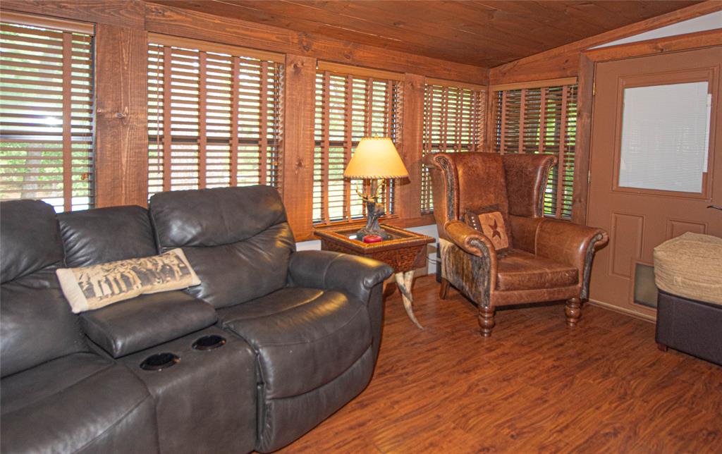 70 Lower Cove Drive, Point Blank, Texas image 31