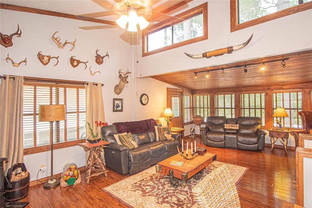70 Lower Cove Drive, Point Blank, Texas image 36