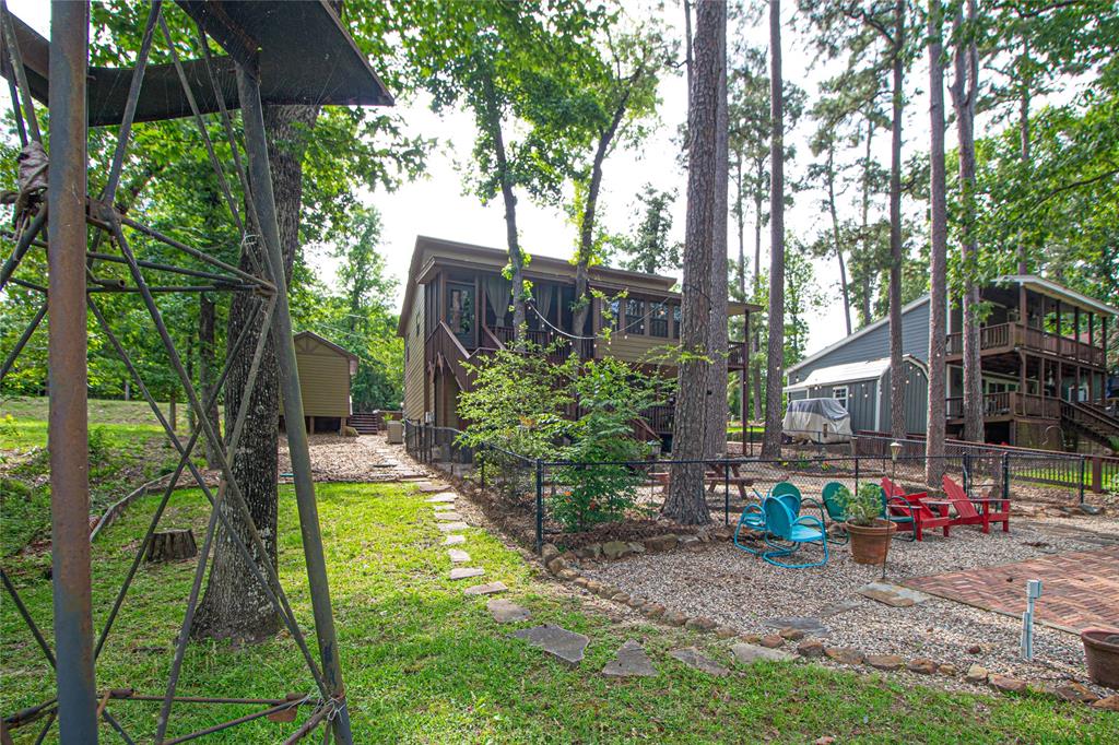 70 Lower Cove Drive, Point Blank, Texas image 12