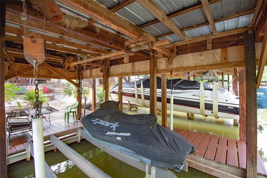 70 Lower Cove Drive, Point Blank, Texas image 17
