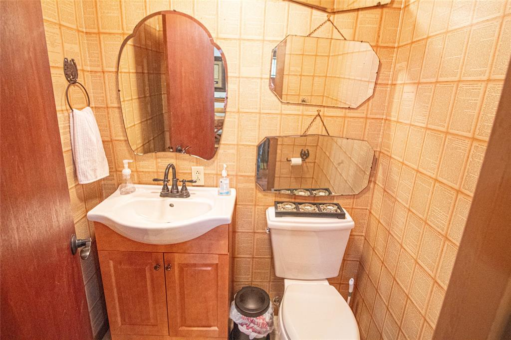 70 Lower Cove Drive, Point Blank, Texas image 35