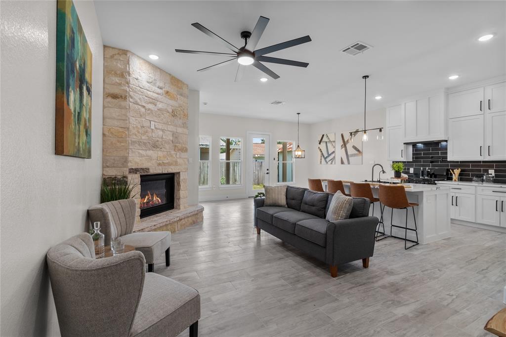 11009 San Jacinto Drive