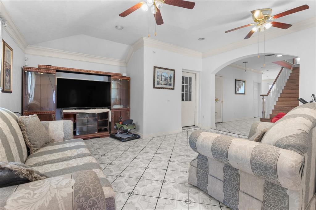 11023 Maize Lane, Houston, Texas image 11