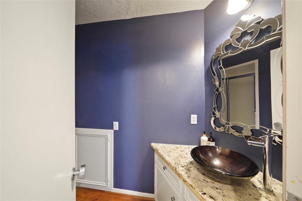 84 April Wind Drive, Conroe, Texas image 37