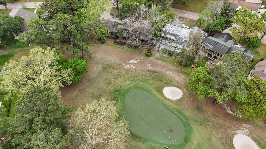 84 April Wind Drive, Conroe, Texas image 6
