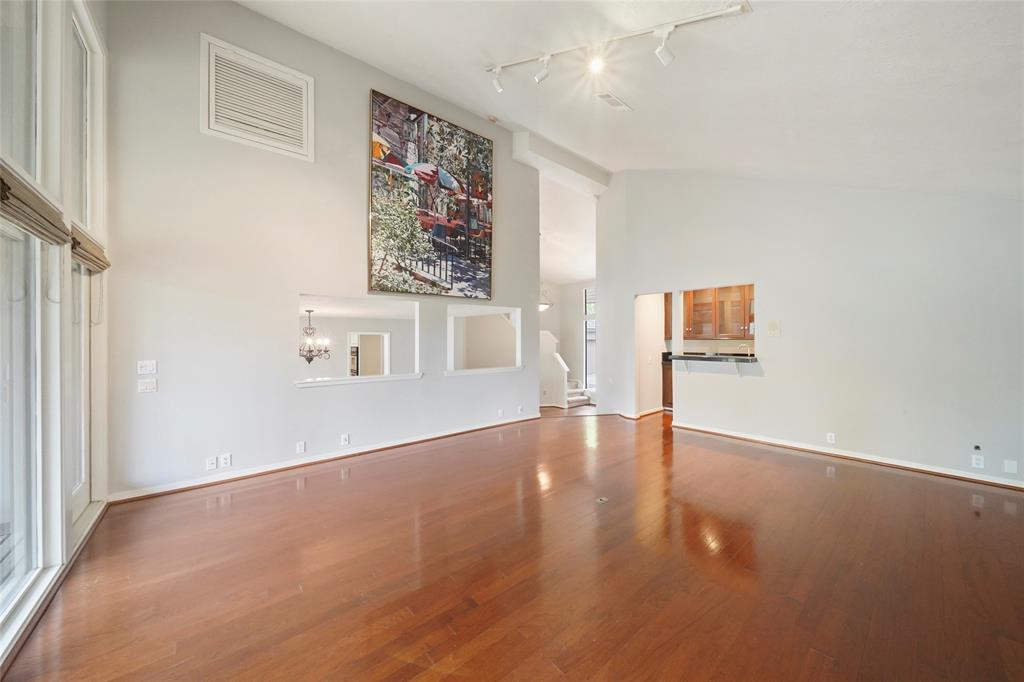 84 April Wind Drive, Conroe, Texas image 19