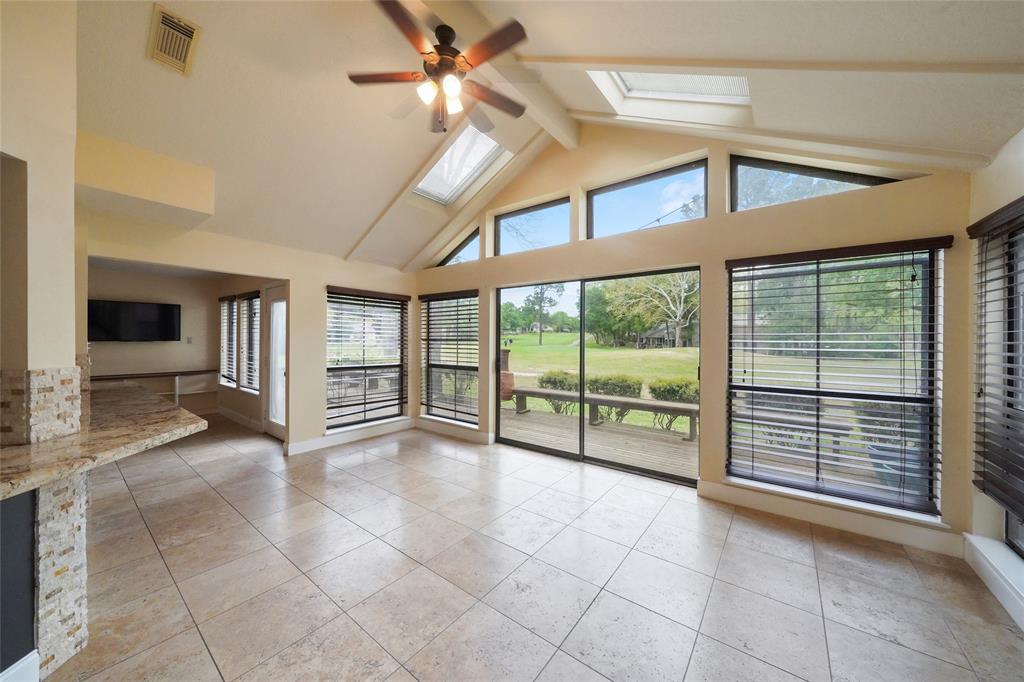 84 April Wind Drive, Conroe, Texas image 28