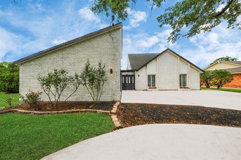 722 Merrick Drive Sugar Land TX 77478