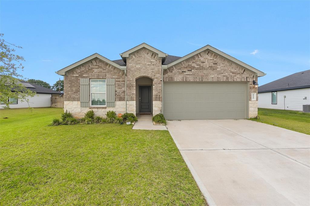 1147 Buffalograss Trail, Sealy, Texas image 2