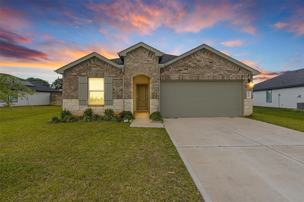 1147 Buffalograss Trail, Sealy, Texas image 1