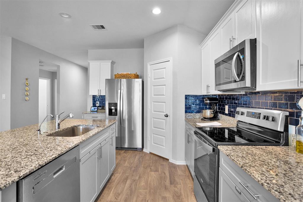 1147 Buffalograss Trail, Sealy, Texas image 7