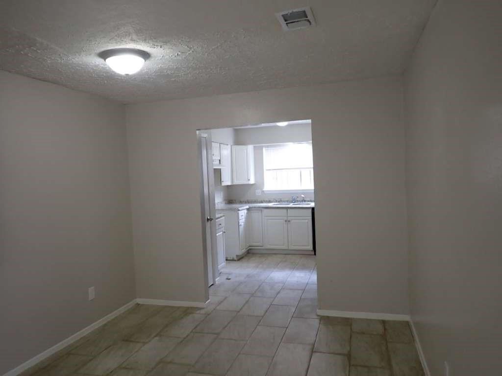 327 Oakdale Drive