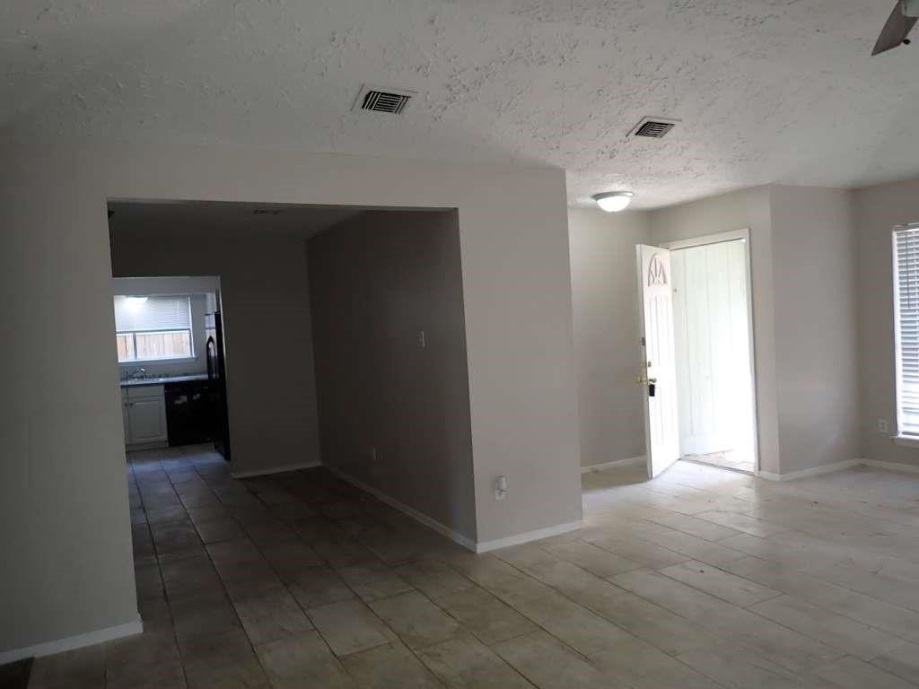 327 Oakdale Drive