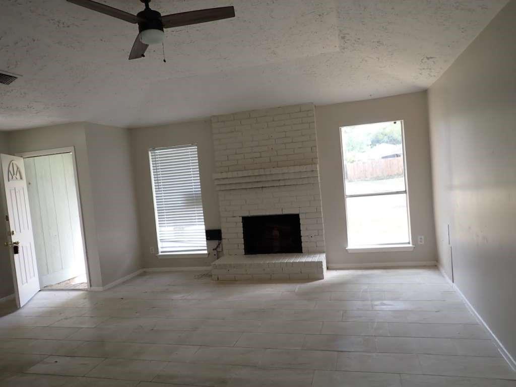 327 Oakdale Drive