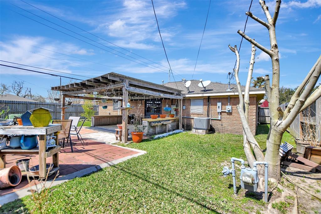 2429 16th Ave N Ave, Texas City, Texas image 27