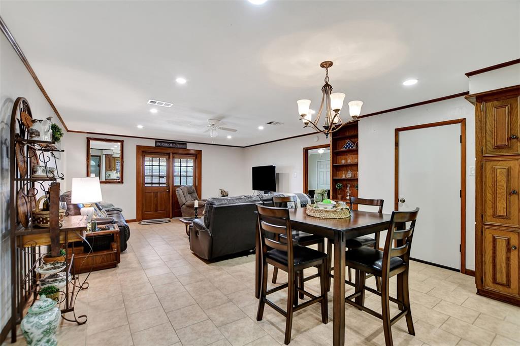 2429 16th Ave N Ave, Texas City, Texas image 5